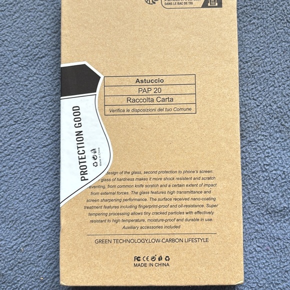 I phone 📞- 13 pro- glass protector - Picture 4 of 4